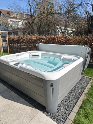 Whirlpool HotSpring Bild 3