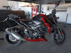 Verkaufe Motorrad GSX S750 Bild 2
