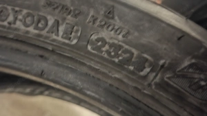 Bridgestone s21 12  Bild 3