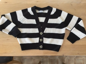 STOPP!  Coole Kurzjacke Gr. 134 140, super Zustand v.  Pageone Young 