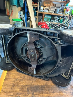 Honda HRX 425 Bild 5