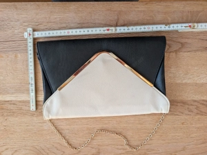 Elegante Clutch   Handtasche in Schwarz & Creme mit Gold-Details Bild 3