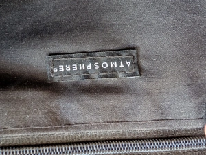 Stylische Umhängetasche   Clutch in Schwarz-Rot mit Gold-Details Bild 3