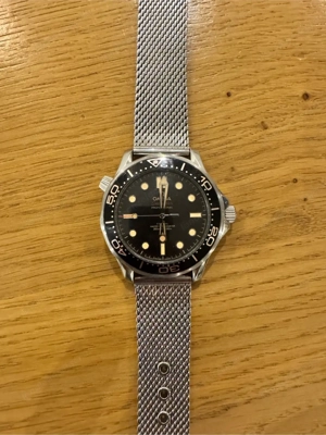 omega Seamaster 007 Bild 4