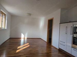 Charmante 2-Zimmer-Wohnung Bild 3