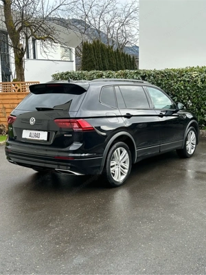 VW Tiguan Allspace 2.0 TDI DSG 4Motion R-Line Bild 2