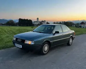 Audi 80 Bild 8