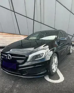 Mercedes A160d AMG Line Bild 3