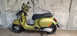Vespa GTS 300 ABS HPE im Top Zustand  Bild 7