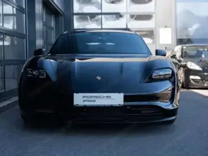Porsche Taycan Bild 8
