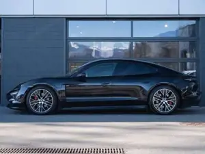 Porsche Taycan Bild 2