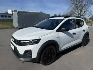 Dacia Sandero Bild 2