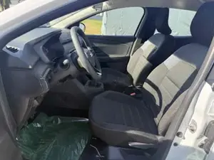 Dacia Sandero Bild 6