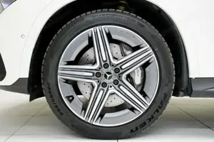 Mercedes-Benz GLC 220 d 4MATIC LM SpurW ParkAss. elSitz SpurH Bild 5