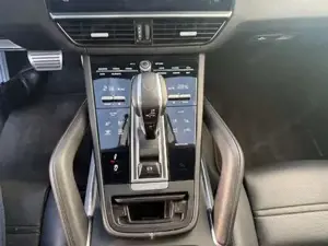 Porsche Cayenne Bild 20