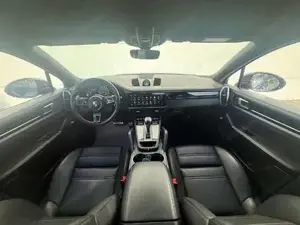 Porsche Cayenne Bild 19