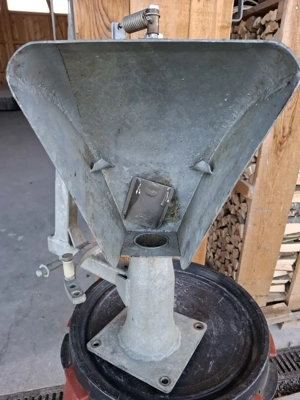 Möscha  - Gülleverteiler  Bild 2