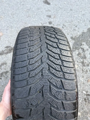 Ich verkaufe Reifen der Größe 225 55 17 in sehr gutem Zustand. Bild 3