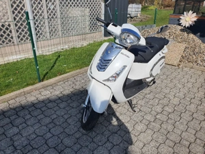 Moped Vendetta 50 weiss Automatik Bild 2