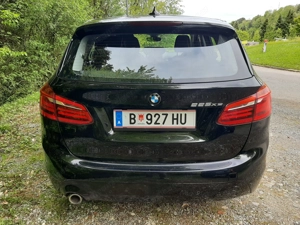 Bmw 225xe Perf. Active Tourer Sport BJ 2018 Bild 2