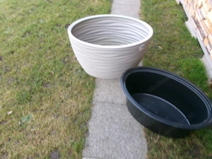 Pflanzgefäße aus Kunststoff  Bild 4