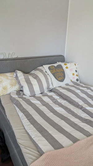 graues Bett 140x200cm Bild 2