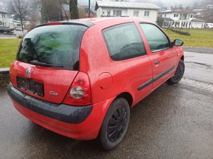 Renault Clio 2 neu vorgeführt Bild 2