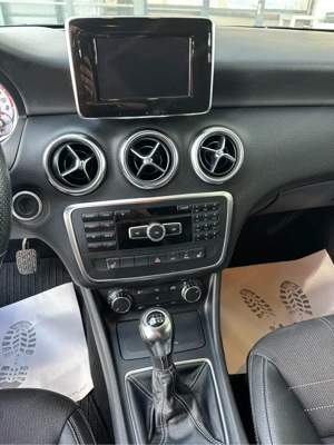 Mercedes Benz A180 Bild 7