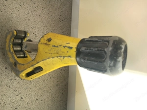 Rohrschneider Ridgid mit Schmierpasta Bild 8