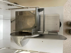 Brotschneidemaschine Bild 4