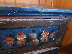 Antike Bauernkommode Bild 3