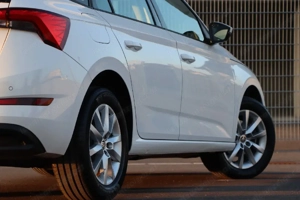 Skoda Scala 1.0 TSI DSG Automatik *App connect *Klimaautomatik *Assist *Kamera *Multimedia *LED *UVM Bild 2