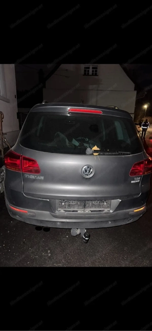 Volkswagen Tiguan 2.0 TDI   Bastler   Export Bild 3