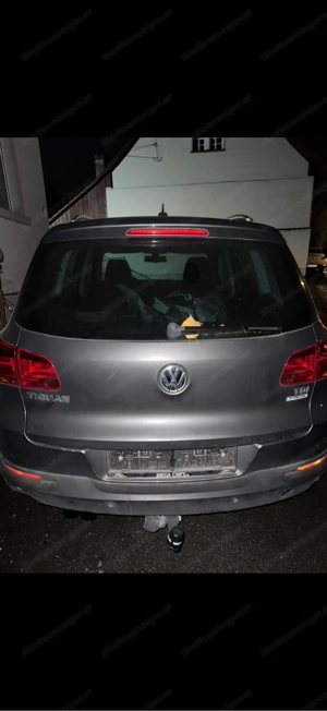 Volkswagen Tiguan 2.0 TDI   Bastler   Export Bild 5