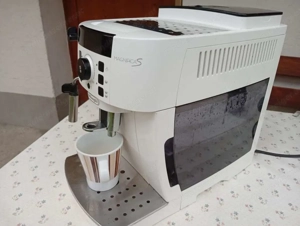 De'Longhi ECAM Magnificia S in schönem Weiß Bild 4
