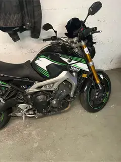 Yamaha MT-09 Top Zustand wenig Km Bild 4