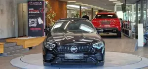 Mercedes-Benz E 220 Bild 2