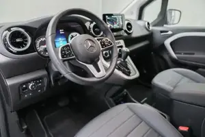 Mercedes-Benz EQT 200 Standard LED PDC AHK KAM W-Paket KlimaA Bild 5