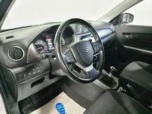 Suzuki Vitara Bild 6