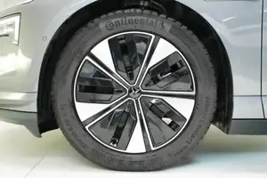 Polestar 4 Long Range Dual Motor Elektro 100kWh el.Heck Bild 4