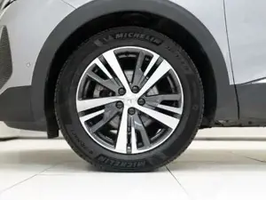 Peugeot 5008 1.5 BlueHDi 130 FAP Allure Pack (EURO 6d)