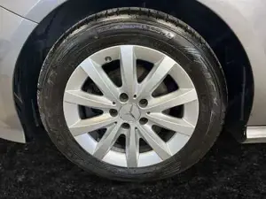 Mercedes-Benz B 180 Bild 12