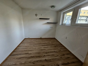 Gartenwohnung zu vermieten Bild 5