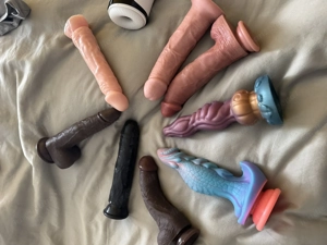 Masturbator, Dildos , geile Höschen Bild 2