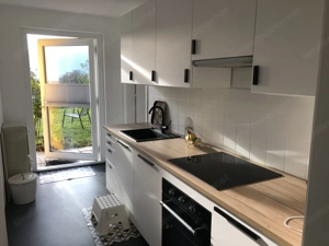 WG bzw. fast eigene Gartenwohnung Bild 3