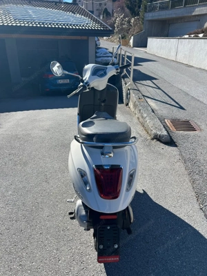 Vespa Primavera 50 Bild 3