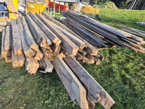 Altholz Balken und Bretter