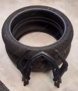 Naked Bike BMW F900R Bild 5