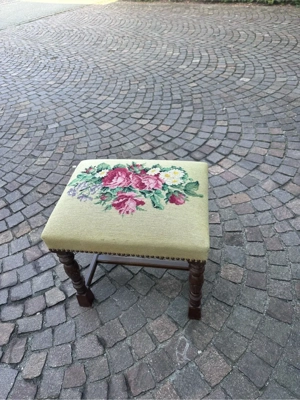 Antike Stühle Bild 4