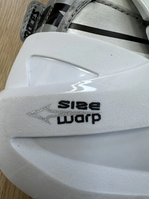 Eislaufschuhe größenverstellbar - sehr guter Zustand Bild 2